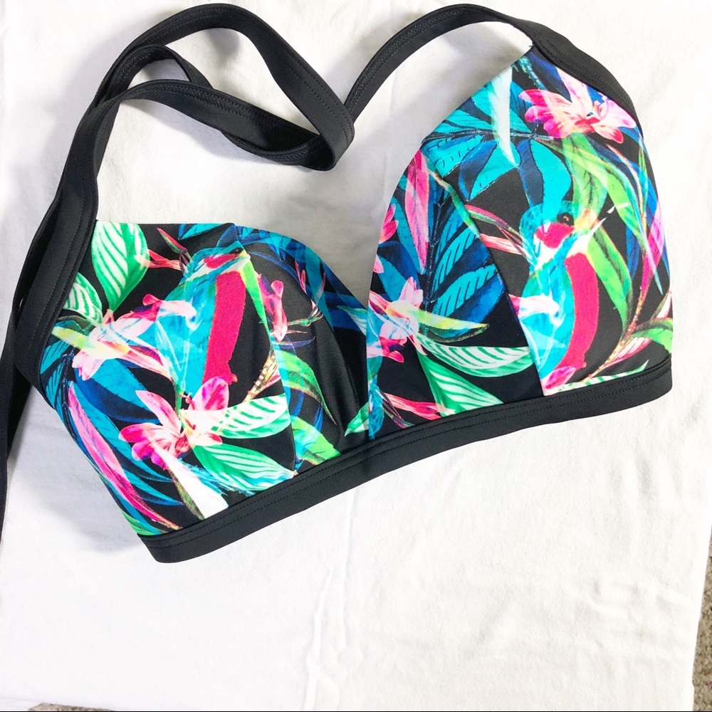 Fig Leaves | Triangle Top C-3